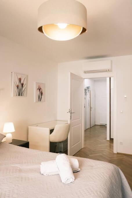 Ferienwohnung Pink Prater Wien Exterior foto