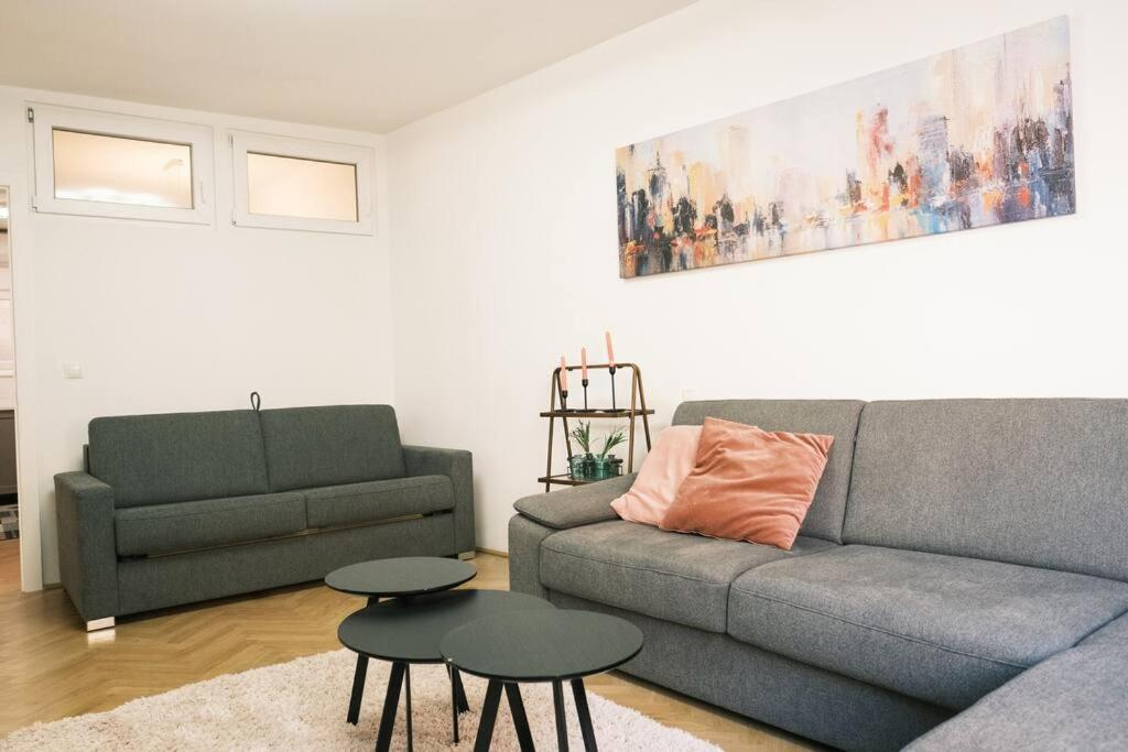 Ferienwohnung Pink Prater Wien Exterior foto